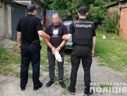У Києві таксист посадив на ланцюг пасажира, який не заплатив за поїздку в Суми