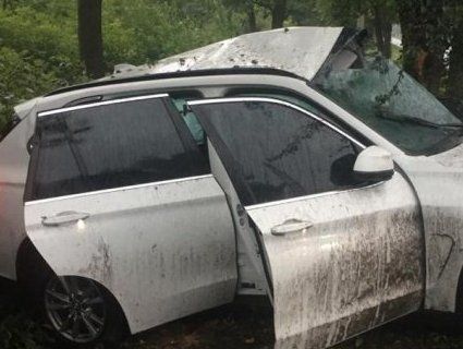 На Волині BMW Х5 злетів у кювет – загинув депутат (оновлено)