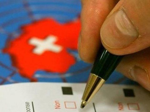 Через «е-е-е» на співбесіді жінці не дали швейцарське громадянство