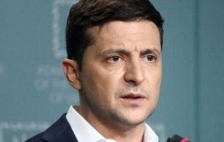 Зеленський спростив отримання росіянам українського громадянства