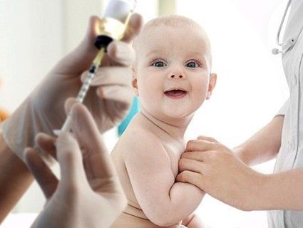 Українці можуть безоплатно вакцинуватись від 10 хвороб: що робити, якщо медики відмовляють у вакцинації