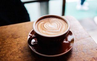 7 доступних продуктів, які легко замінять каву