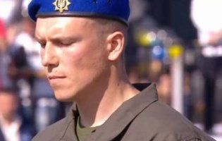 В «Азові» пояснили, чому їхній капітан не «взяв під козирок» перед Зеленським (відео)