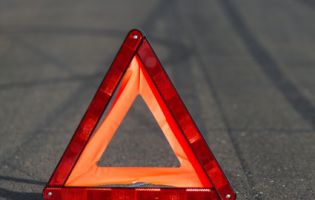 Аварія в Луцьку: Renault збив пішохідку