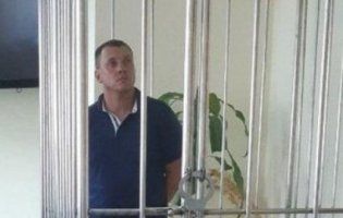 «Тітушку», який проломив череп луцькому активісту, відпустили додому