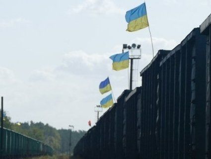 На Львівщині ветерани АТО блокують вагони з російським вугіллям