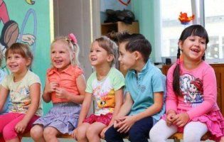 Більше 30 тисяч діток в Україні не можуть відвідувати дитсадки через брак місць
