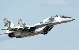 Під Луцьком почалися навчання авіації (відео)