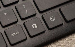 Microsoft випустила вдосконалену клавіатуру: з’явилися  дві нові клавіші