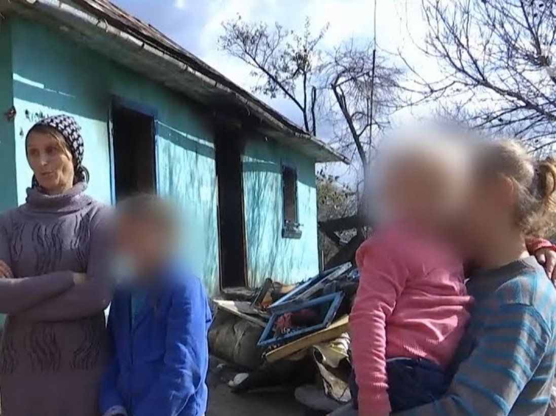 На Тернопільщині троє дітей мало не згоріли, одна дитина втопилась: «виховання» батьків -   алкоголіків