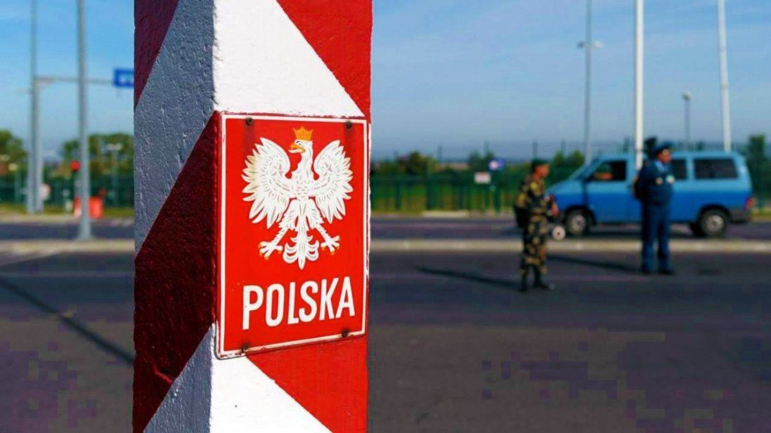 Українець через Ягодин у Польщу перевозив сильнодіючі препарати в коробці з-під цукерок