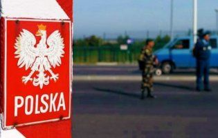 Українець через Ягодин у Польщу перевозив сильнодіючі препарати в коробці з-під цукерок