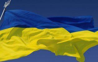 Мережу порвало відео, як пес співає Гімн України