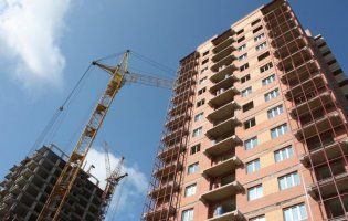 У Луцьку — трагедія на будівництві (відео)