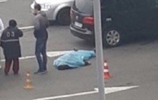 У Луцьку на заправці раптово помер чоловік