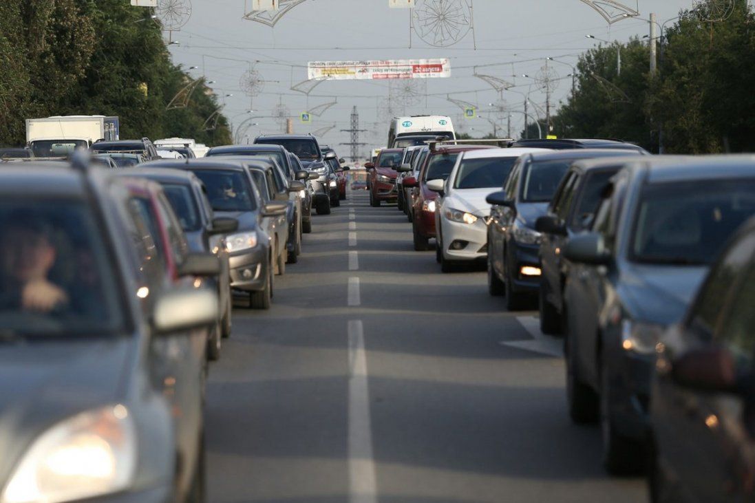 ДТП паралізувала рух на магістральному проспекті в Луцьку
