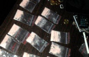 У Луцьку в «казино» затримали чоловіка з 13-ма пакетиками