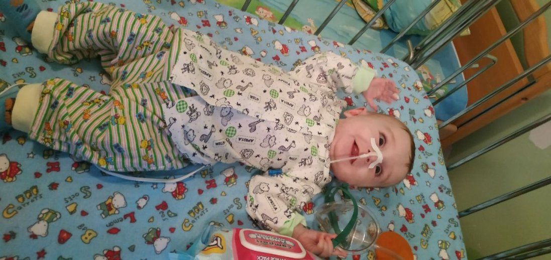 На Волині 7-місячний малюк після трьох операцій підхопив рідкісну хворобу
