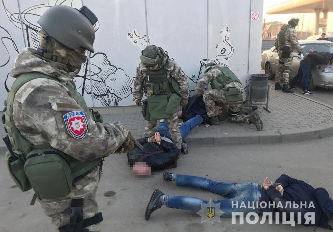 Поліція провела масштабні затримання в шести областях України (відео)