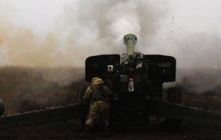 Як українські військові топитимуть кораблі ворога: видовищні фото