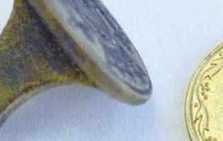 Історична знахідна на Шацьких озерах: печатка ХІХ століття