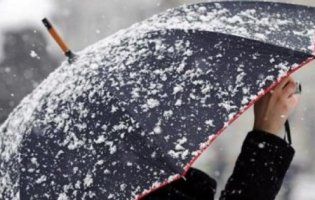 Сніг і вітер: українців попереджають про різке погіршення погоди