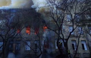 Дзвонили і прощалися: оприлюднили список зниклих безвісти на пожежі в Одесі (фото)