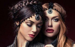 Популярні українські співачки «засвітили» оголені форми (фото)