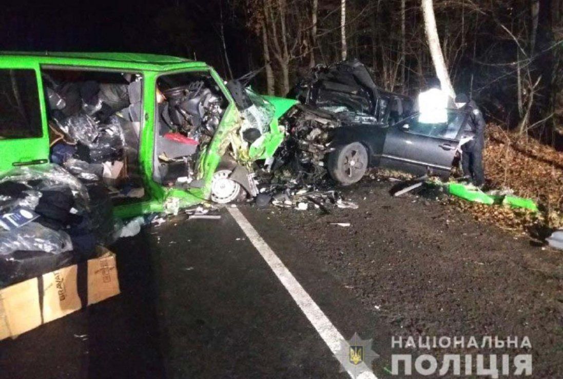 Автомобілі перетворилися на брухт – смертельна ДТП на Рівненщині (фото)