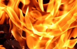 Під час пожежі на Волині мало не згоріла 81-річна жінка
