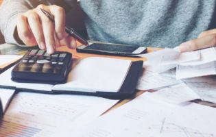 В Україні пільговики не отримують повідомлення про субсидії. Чому