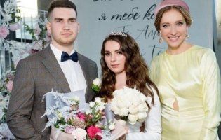 Фото з весілля єдиної доньки Скрябіна