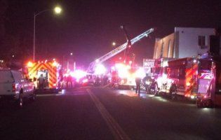 Жахлива пожежа в Лас-Вегасі: люди вистрибували з вікон, загинули шестеро (відео)