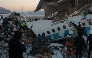 Упав літак із сотнею пасажирів на борту: моторошні подробиці