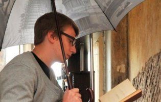 У Луцьку через опади постійні потопи в багатоповерхівці