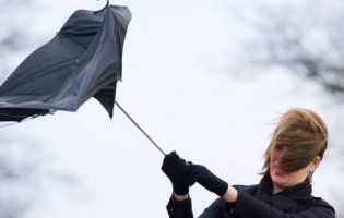 В Україні оголосили штормове попередження