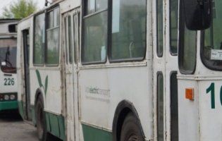 Як у Луцьку відновлюють тролейбуси (фото)
