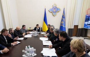 У родичів загиблих в авіакатастрофі МАУ відібрали зразки ДНК