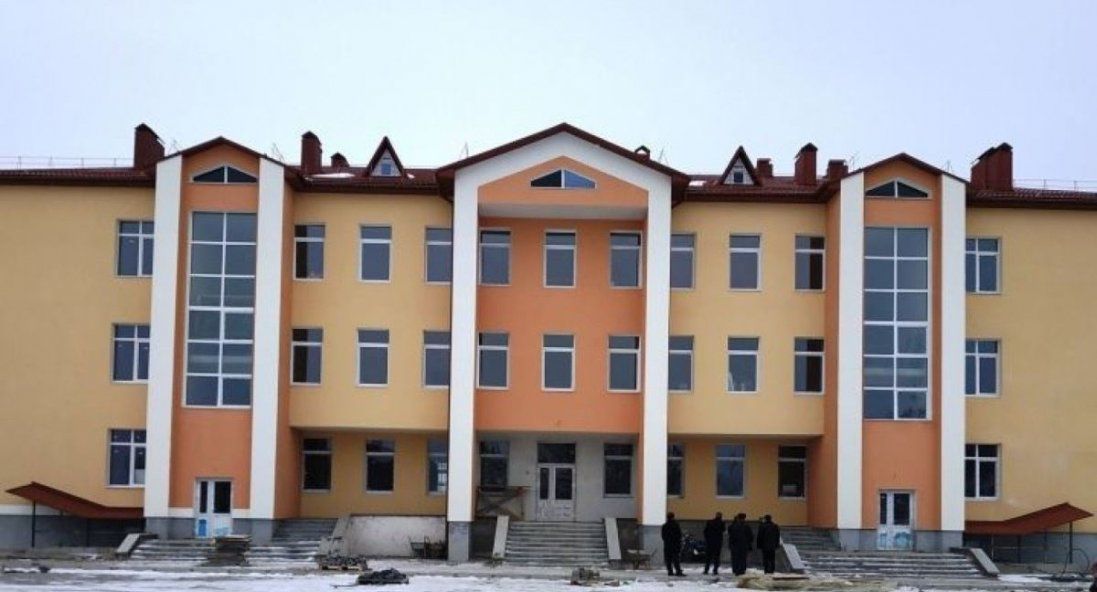 У волинському селі відкрили школу-довгобуд (фото)