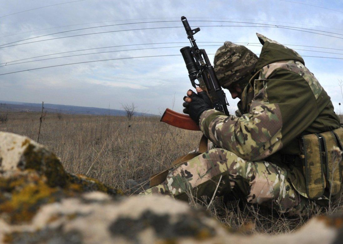 На Донбасі застрелили військового
