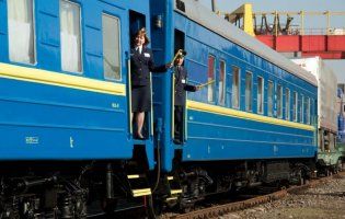 У потязі «Київ - Івано-Франківськ» пасажири побили провідника