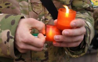 Обстріли на Донбасі: загинув український військовий
