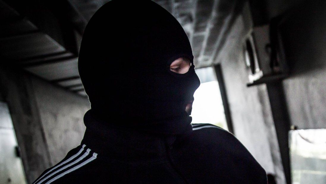 На Львівщині зловмисники в масках катували сім'ю: померла жінка