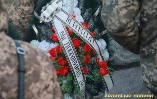 У Маріуполі попрощалися з загиблим воїном Миколою Сорочуком (фото)