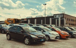 У волинській автокомпанії — нові приголомшливі ціни на 15 автомобілів (фото)