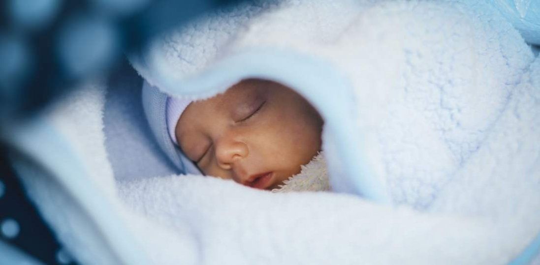 Вперше коронавірус виявили у новонародженого малюка