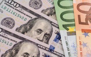 На «Ягодині» затримали українця з незадекларованими доларами і євро