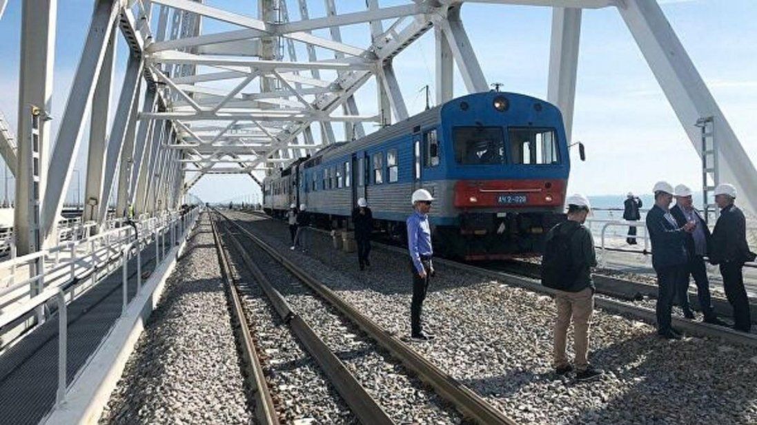 У Криму росіянин вкрав ковдри з потяга