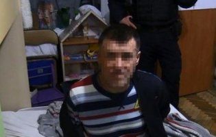 Відрізав пенсіонерці голову: у Києві чоловік вбив тещу