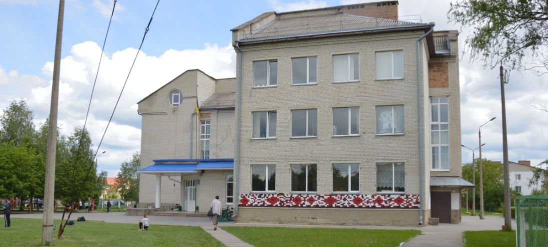 У Луцьку на добудову скандальної школи нема грошей